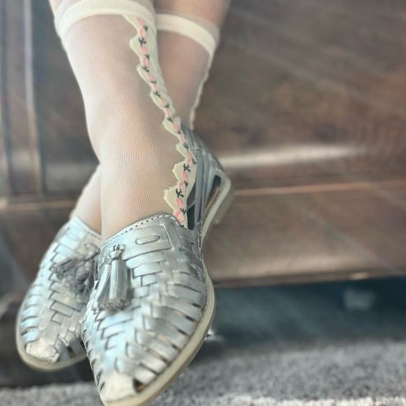 Huarache silver leather sandal flats - Picture 3 of 11